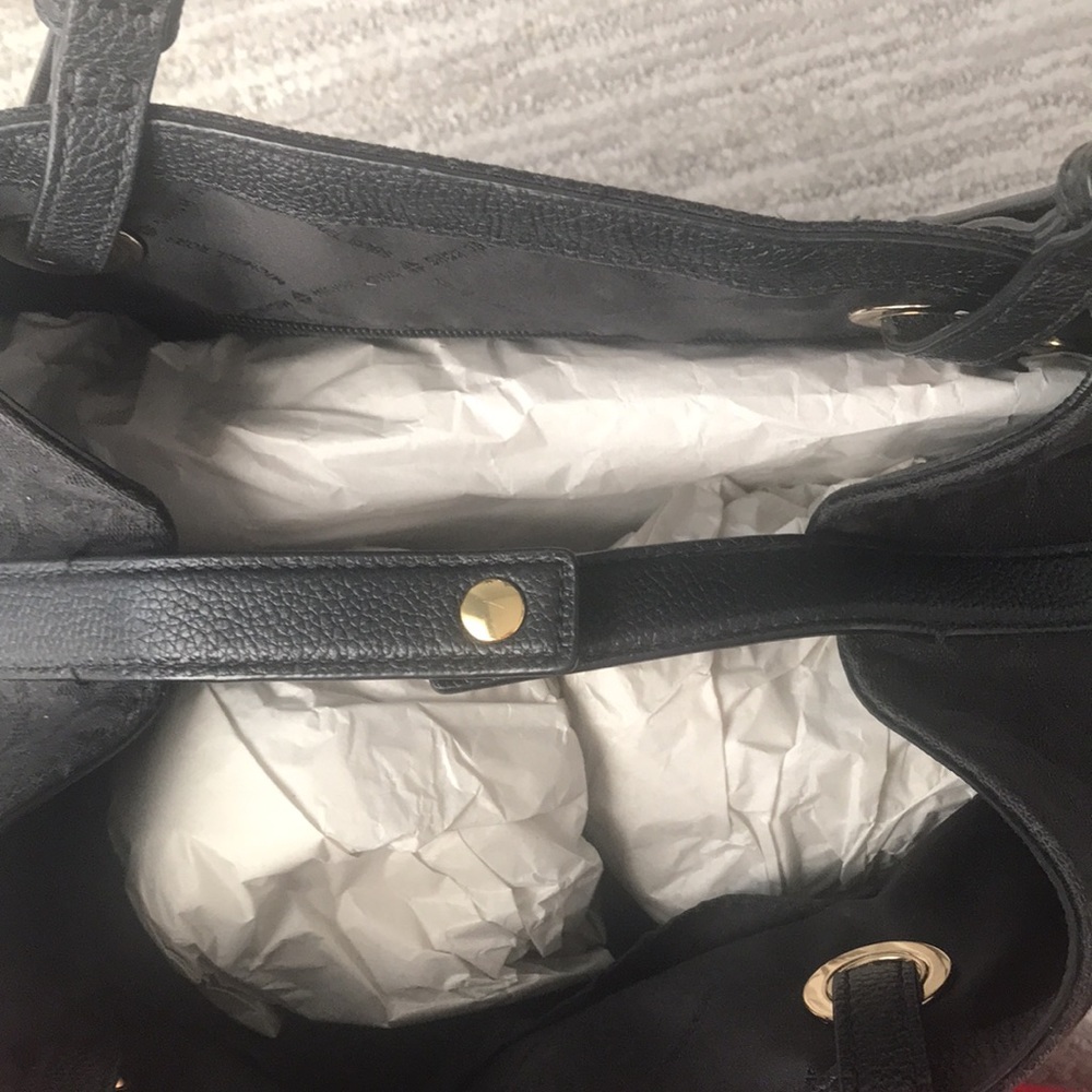 Michael Kors Black Canvas bucket purse - Picture 10 of 12